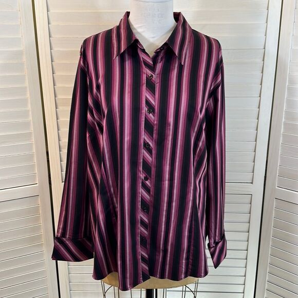 Lane Bryant Shirt Top 24/26 Classic Button Down NWT - Picture 2 of 16